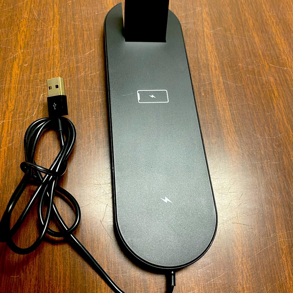 Wireless desk charger